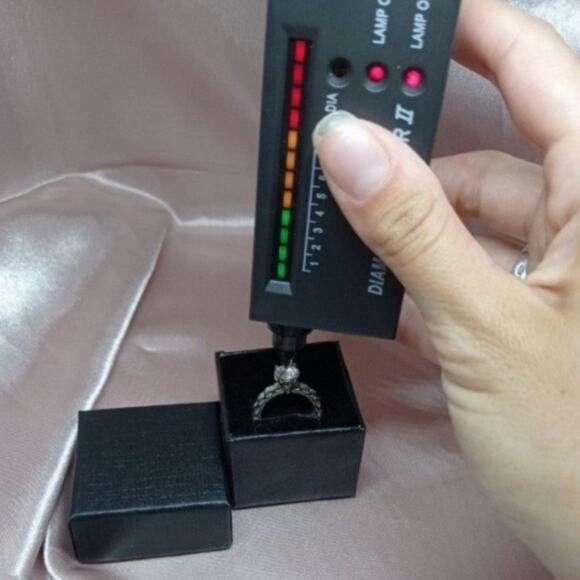 2 Ct Moissanite Wedding Ring Hypoallergenic Rhodium Plated 925 Sterling Silver 8 - Picture 10 of 14